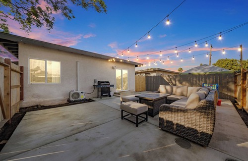Lincoln Acres Apartment | Marvelous 2-bedroom apartment with AC in Chula Vista