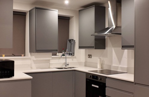 Nine Elms Apartment | Marvelous 3-bedroom apartment in London WRC