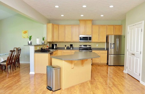 Union House | Marvelous 5-bedroom house with AC in Vandalia