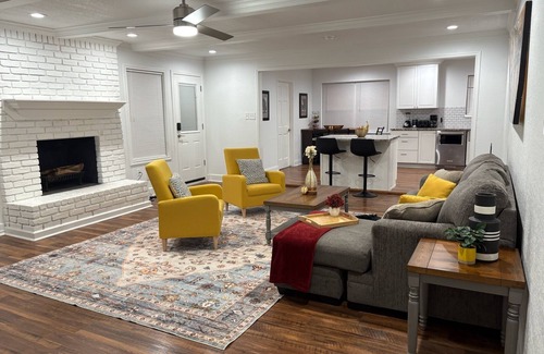 Ponderosa Forest House | Marvelous 5-bedroom house with AC in Houston