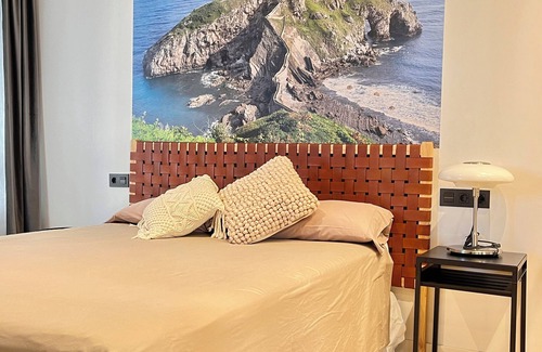 Ibarrekolanda Apartment | Marvelous apartament with WiFi,parking and metro card in Bilbo