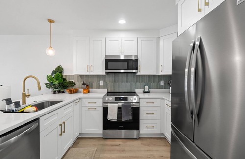 Mexico Beach House | Marvelous NEW 4-bedroom 4.5 bathroom townhome 100 steps from Mexico Beach