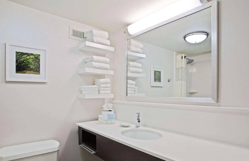 Gwinnett Place House | Marvelous Room for Your Stay! W/ Marketplace -S