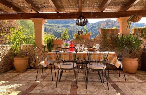 Turre Apartment | Mary-Jo House