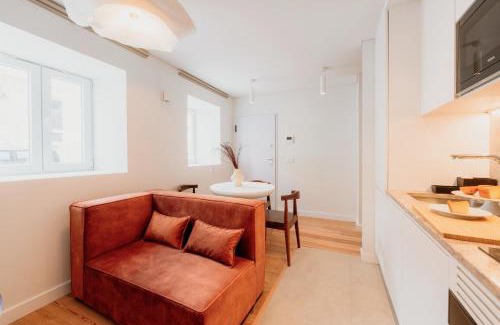 Santo Condestavel Apartment | Mary Orange - NO 232 RC - Cozy & Central Two-Bedroom Apartment