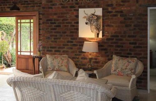 Garsfontein Apartment | Maryah House