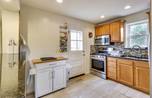 Cheverly House | Maryland Home w/ Deck: 8 Mi to Washington, DC