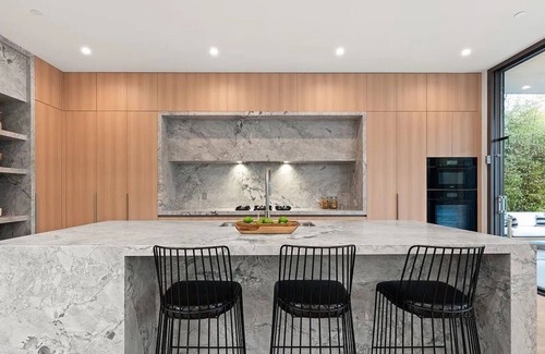 Carthay Circle House | Maryland Modern - Architectural Masterpiece with Indoor & Outdoor Harmony