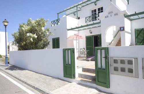 Punta Mujeres Apartment | MarySol 7 terrace with sea views, close to the sea