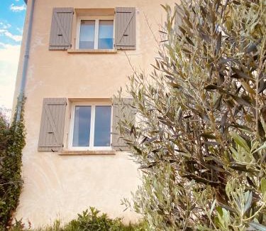Drome Sud Provence Bed & Breakfast | Mas Belvega