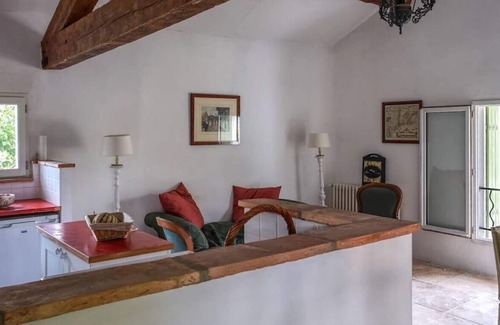 Vallerargues House | Mas Cabanne - Magnificent Mas with private pond