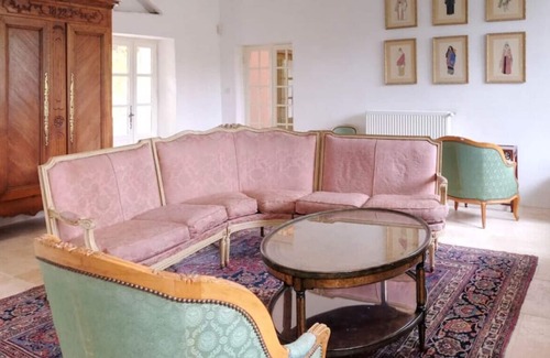 Vallerargues House | Mas Cabanne - Magnificent Mas with private pond