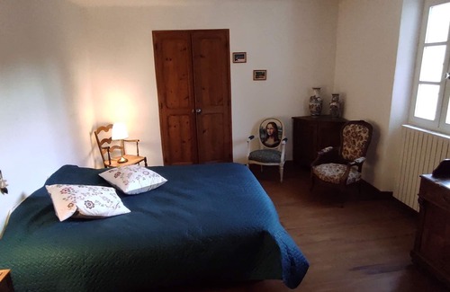 Entrechaux Other | Mas contadin in Provence between vineyards and olive groves