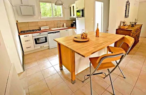 Correns Other | MAS DE Basson