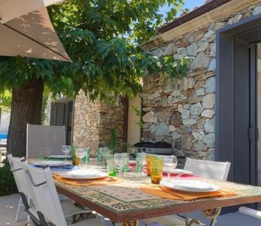 Grimaud Apartment | Mas de la Petite Jeanne