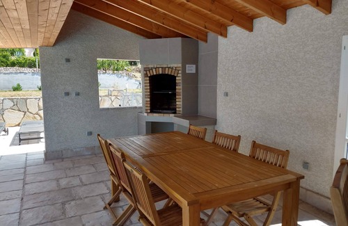 Chambonas Villa | Mas De Vignal Property. Villa for 10 pers. with beautiful infinity pool.