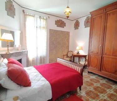 Sainte-Marie-la-Mer House | Mas des Marbres Sauvages dans un parc immense à 10mn de la plage