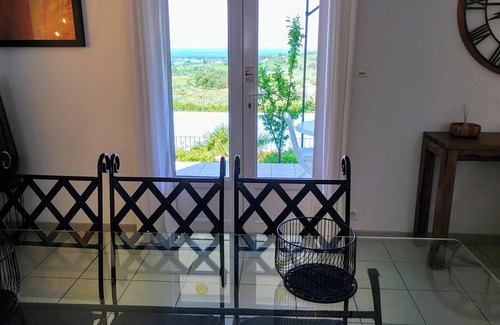 Le Barroux Cottage | Mas du Barroux Gîte Paradizu vue sur les Alpilles
