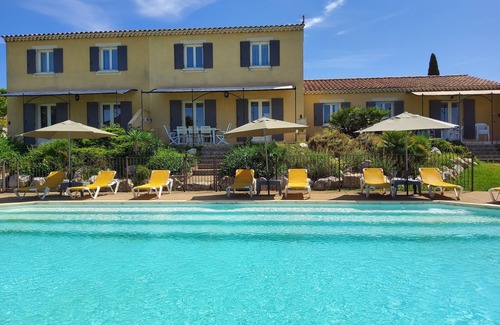 Le Barroux Cottage | Mas du Barroux Gîte Paradizu vue sur les Alpilles