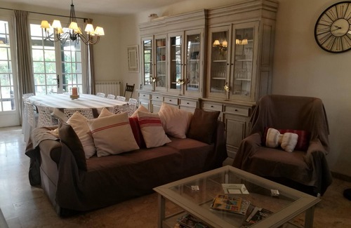 Pernes-les-Fontaines Other | Mas du Palladau in Provence with swimming pool for 18 people, ideal for family or friends