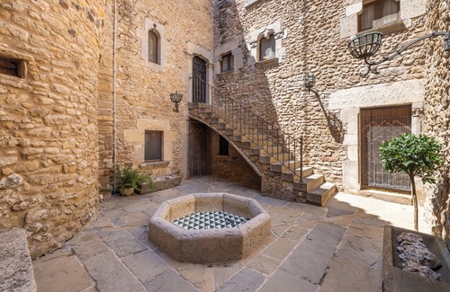 Vilademuls Villa | Mas Joanmiquel, Mas Joanmiquel - Masía del siglo XVI con bosque privado