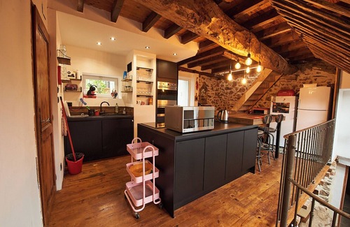 Caixas Other | MAS PYRENEES ORIENTALES NEAR MONT CANIGOU