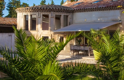 St.-Remy-de-Provence House | Mas St Rémy de Provence, swimming pool, private cinema, pétanque pitch, table football