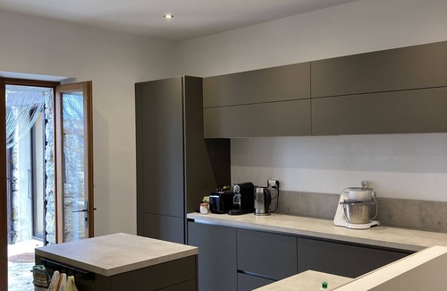 Le Poet-Sigillat House | Mas with heated pool & private tennis court sleeps 14