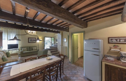 Simignano Apartment | Mascie Batticoda