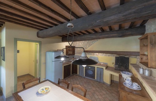 Simignano Apartment | Mascie Batticoda