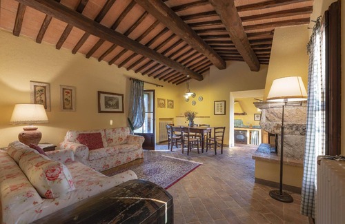 Simignano Apartment | Mascie Merlo