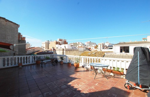 Masnou Apartment | Masnou Chill - Penthouse Terrace in front of the Beach