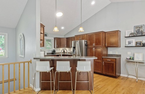 Massanutten Cottage | Massanutten's Charming Blue Bear Cottage - NEW!