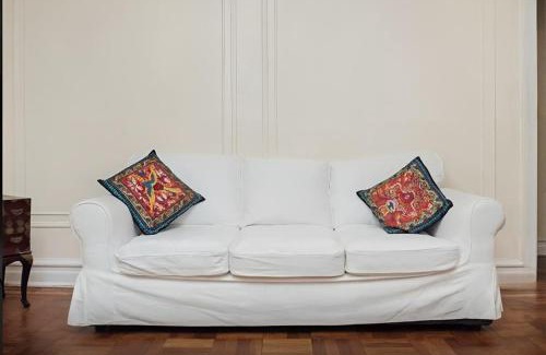 Crown Heights Apartment | Massive and Neat on Prospect Park