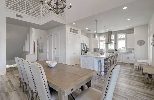 Cinnamon Shore House | Massive Cinnamon Shore Charmer w/Game Room, Private Hot Tub+Amenity Access