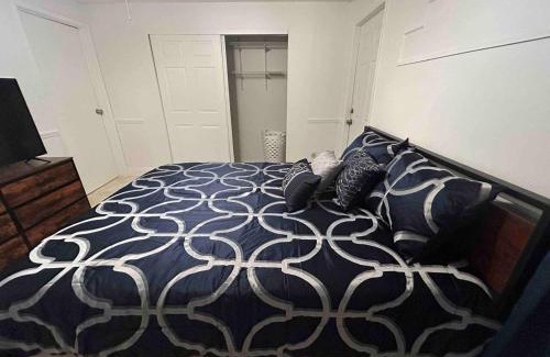 Royal Palm Beach House | Master Bedroom w Pvt Bath in shared home