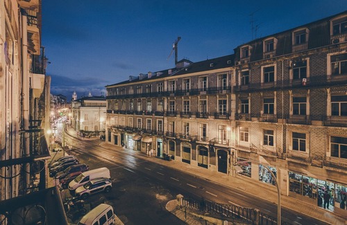 Misericordia Apartment | Master Deco Gem in Bica