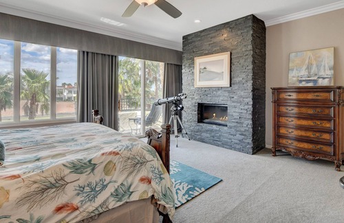 Canyon Gate Master House | Masterpiece on the 16th Hole