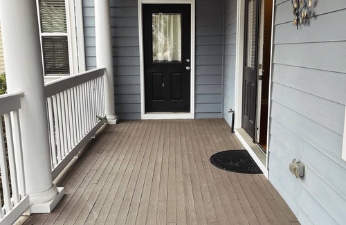West End Condo | Master’s Ready! Perfect location for the golf enthusiast!