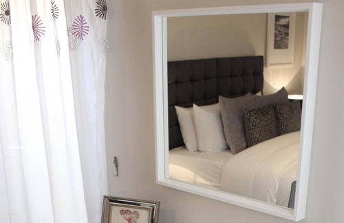 Cambridge Apartment | Mathus Gardens - Two Bedroom Apartment