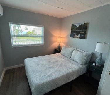 Matlacha Isles-Matlacha Shores Hotel | Matlacha on Shoreview