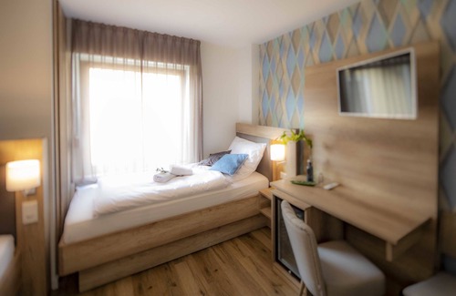 Arnsberg House | Mato One Zimmervermietung