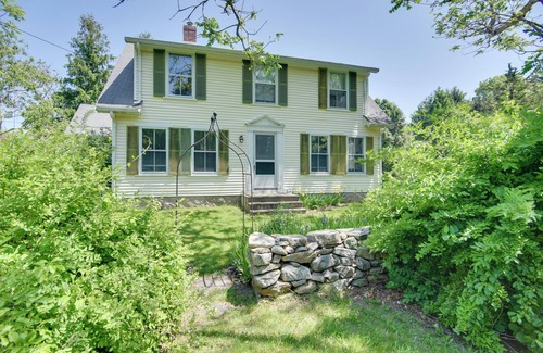 Mattapoisett Center Cottage | Mattapoisett Home on 7 Acres w/Private Beach!