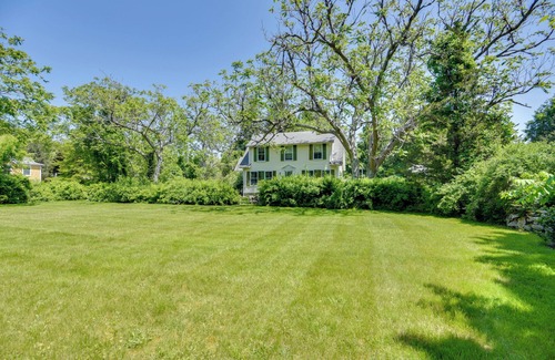 Mattapoisett Center Cottage | Mattapoisett Home on 7 Acres w/Private Beach!