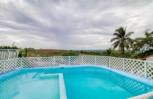 Georgeville House | Mattea Vacation House at Bella Vue Estate