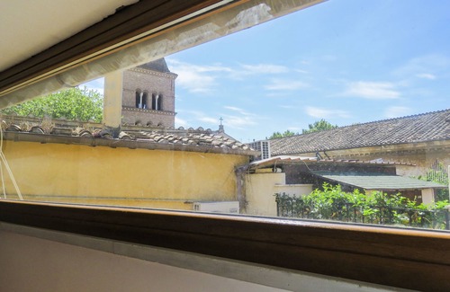 Trastevere Apartment | Mattia's Penthouse