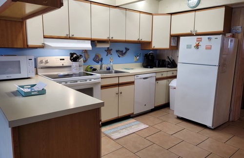 Ocean City House | Mature adults and families 25+ older