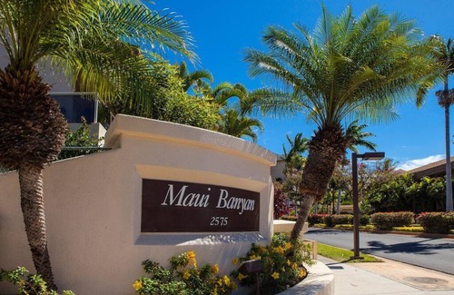 Kihei Resort | Maui Banyon Resort Studio Unit Sleeps 2