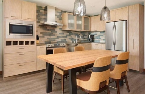 Kihei Condo | Maui Bay Villas, a Hilton Grand Vacations Club - 1 Bedroom Penthouse