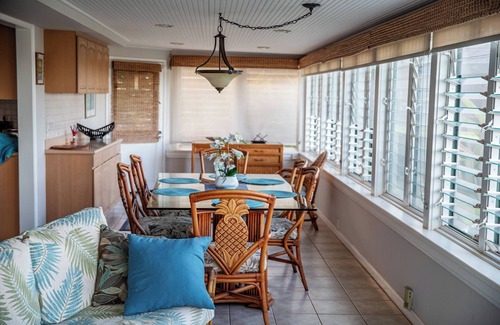 Kaanapali Cottage | Maui is calling you back! Enjoy our Ocean View Cottage- 200+ Rave Reviews Await!